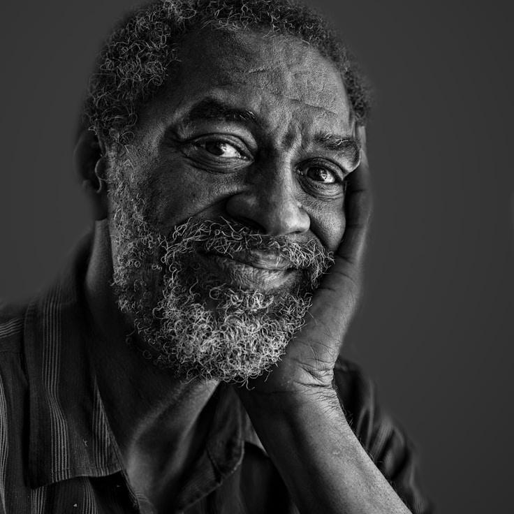 Leo Kapoor, Client Relations Director, discussing corporate gifting strategy with business clients